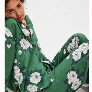 Free People - Pretty Please PJ set - Green and White Floral - WITH TAGS